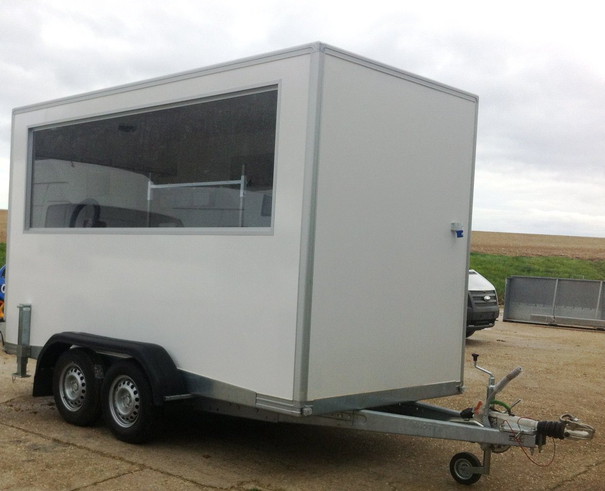 Pet Grooming Trailers Hampshire